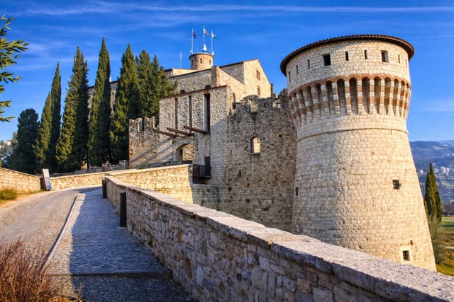 Burg von Brescia mit Panoramablick über die Stadt