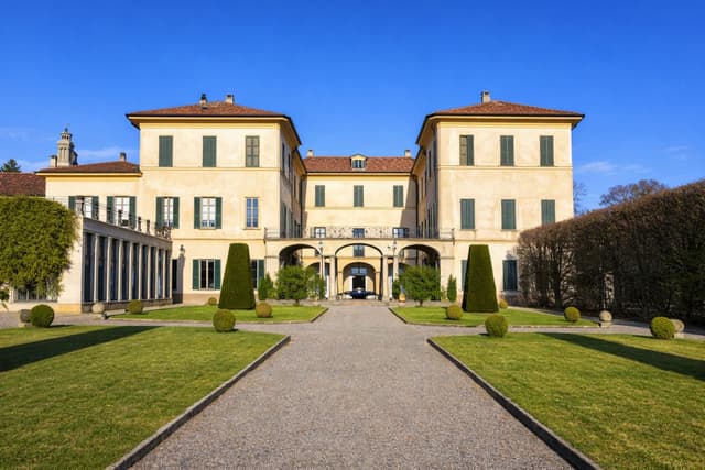 Villa Panza Varese Villa aus dem 18. Jahrhundert mit zeitgenössischer Kunstsammlung und englischem Garten