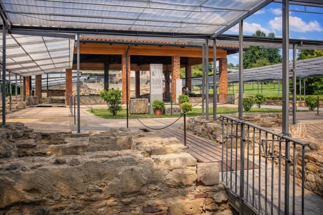 Archäologische Stätte der römischen Villa in Desenzano del Garda