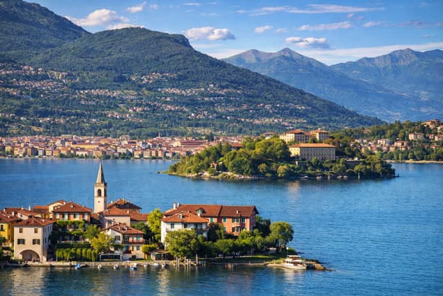 Borromäischen Inseln am Lago Maggiore von Verbania aus gesehen
